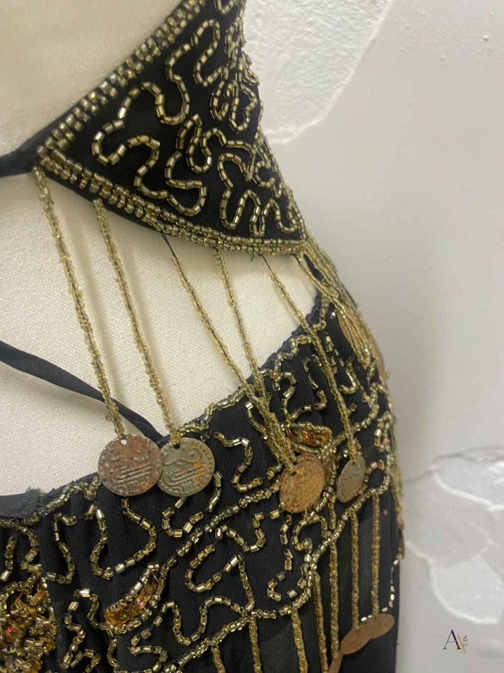 ✨ Stunning Vintage Hand-Beaded Middle Eastern Belly Dance Costume Set ✨ - Picture 7 of 15